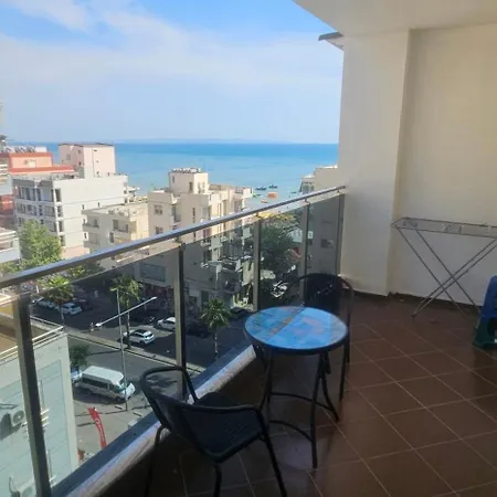 Balcony Bliss Appartamento